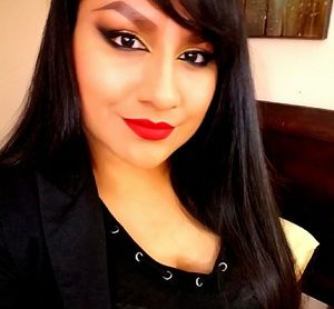 Meet your Posher, Ana